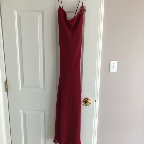 Jim Hjelm Dresses & Skirts - Jim Hjelm burgundy evening dress